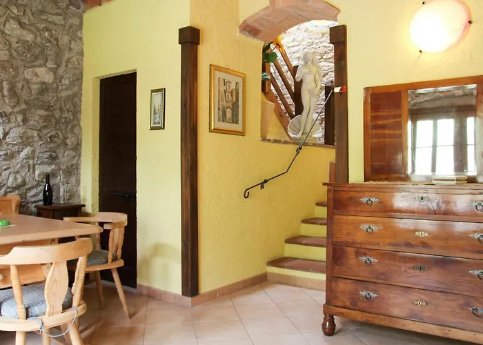 Apartment La Tartufaia-1 By Interhome